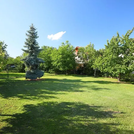 In - Balaton 18746 Balatonfüred