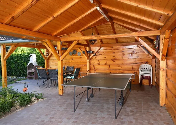 In - Balaton 18746 Apartman