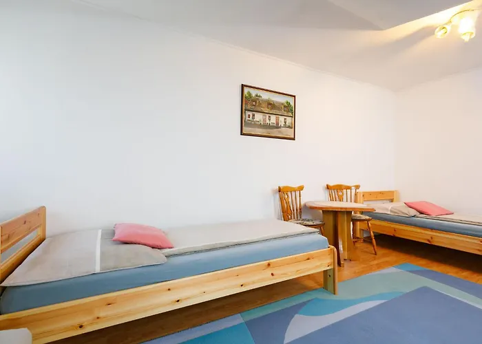 In - Balaton 18746 Apartman