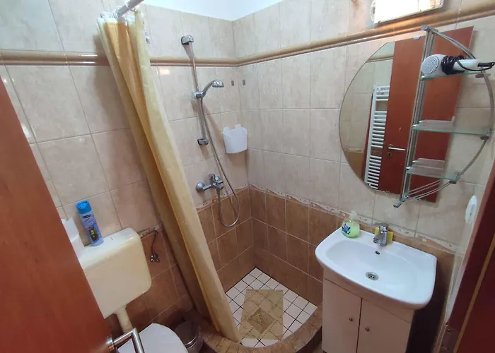 In - Balaton 18746 Balatonfüred